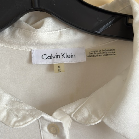 Calvin Klein Black and White Color Block Button Up Top Size Medium - Picture 3 of 7
